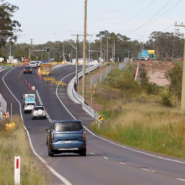 Raymond Terrace Road intersection, Thornton