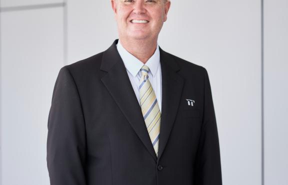 Mayor Philip Penfold corporate headshot