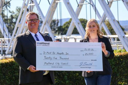 Maitland Mayor Philip Penfold with IMBM President Emily Gray