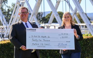 Maitland Mayor Philip Penfold with IMBM President Emily Gray