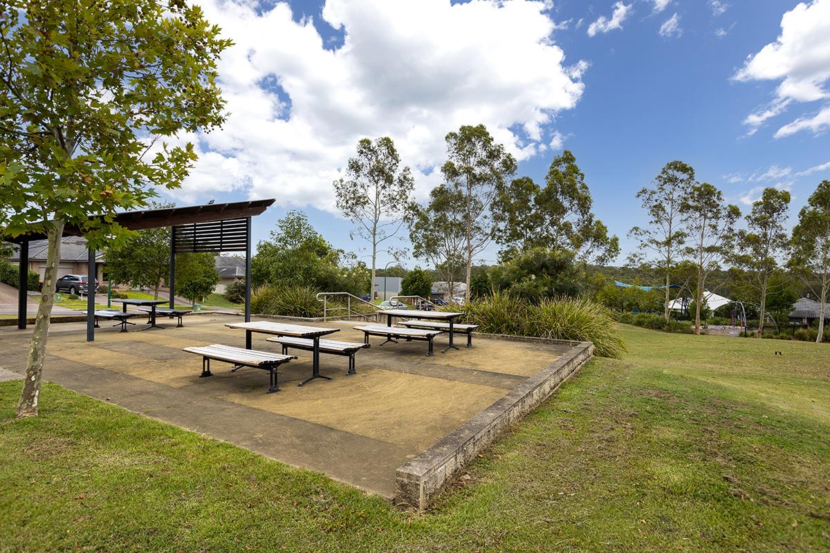Seating area with shelter 